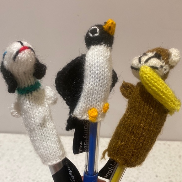 Set of 9 Knitted Animal Finger Puppets - Picture 2 of 4